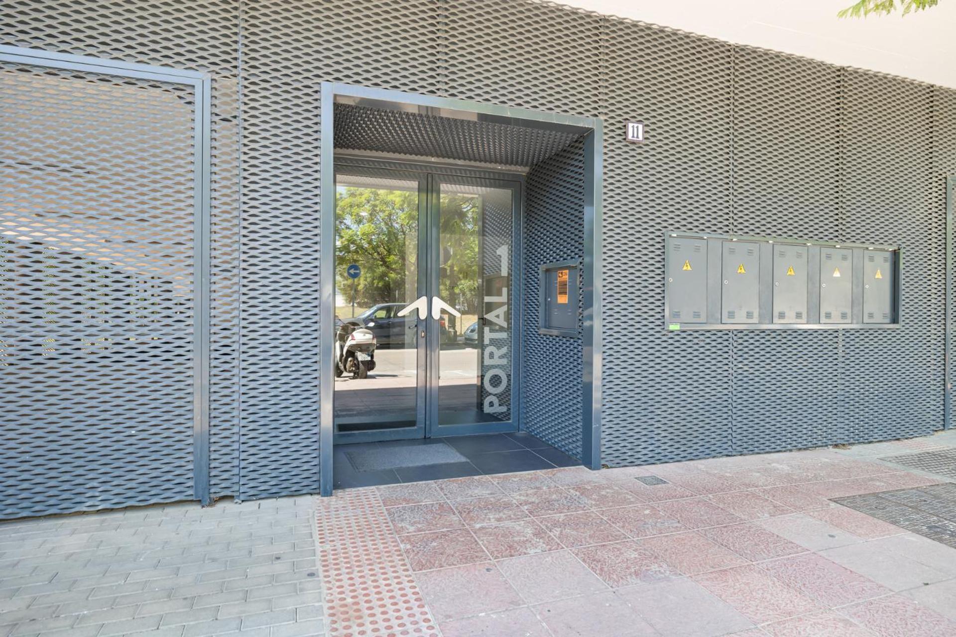 Luxury New Apartment City Center Estepona - Private Parking エクステリア 写真